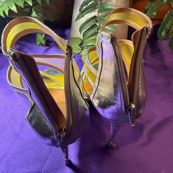 📌Scene Silver Yellow 4.5" High Heel Sandals with Ankle Straps and Zipper - Picture 14 of 15